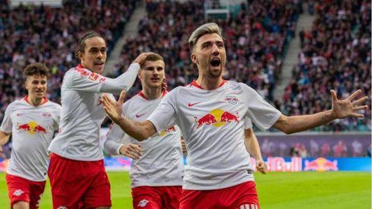 擅打硬仗！曼联对阵上半区球队豪取15分，位列英超球队之首