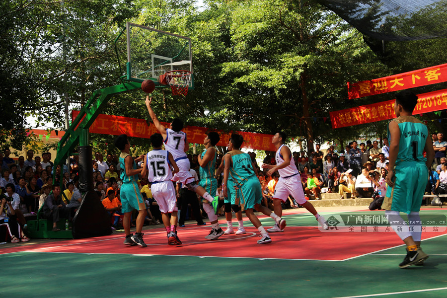 5犯离场却获主帅认可，杨瀚森首次先发4+5+2+，开拓者惨败灰熊