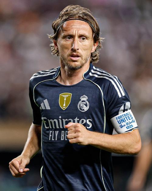 秒破门+绝杀！福登全场数据：4射3正进2球，评分9.0